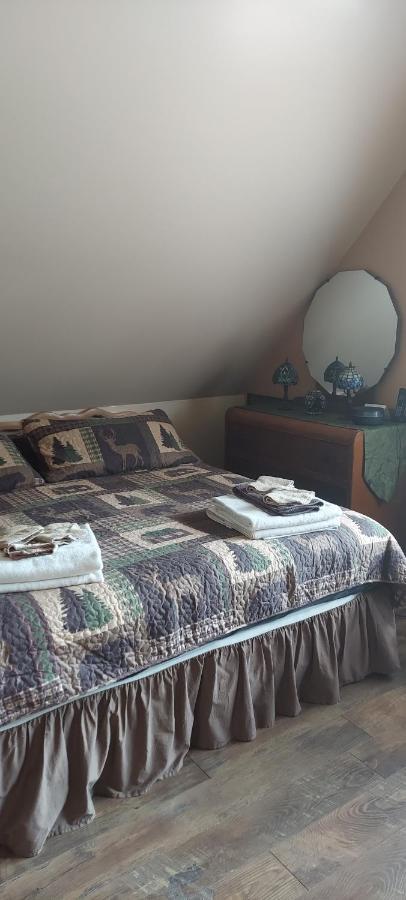 The Old Tioga Inn Bed And Breakfast Fairmount Springs エクステリア 写真