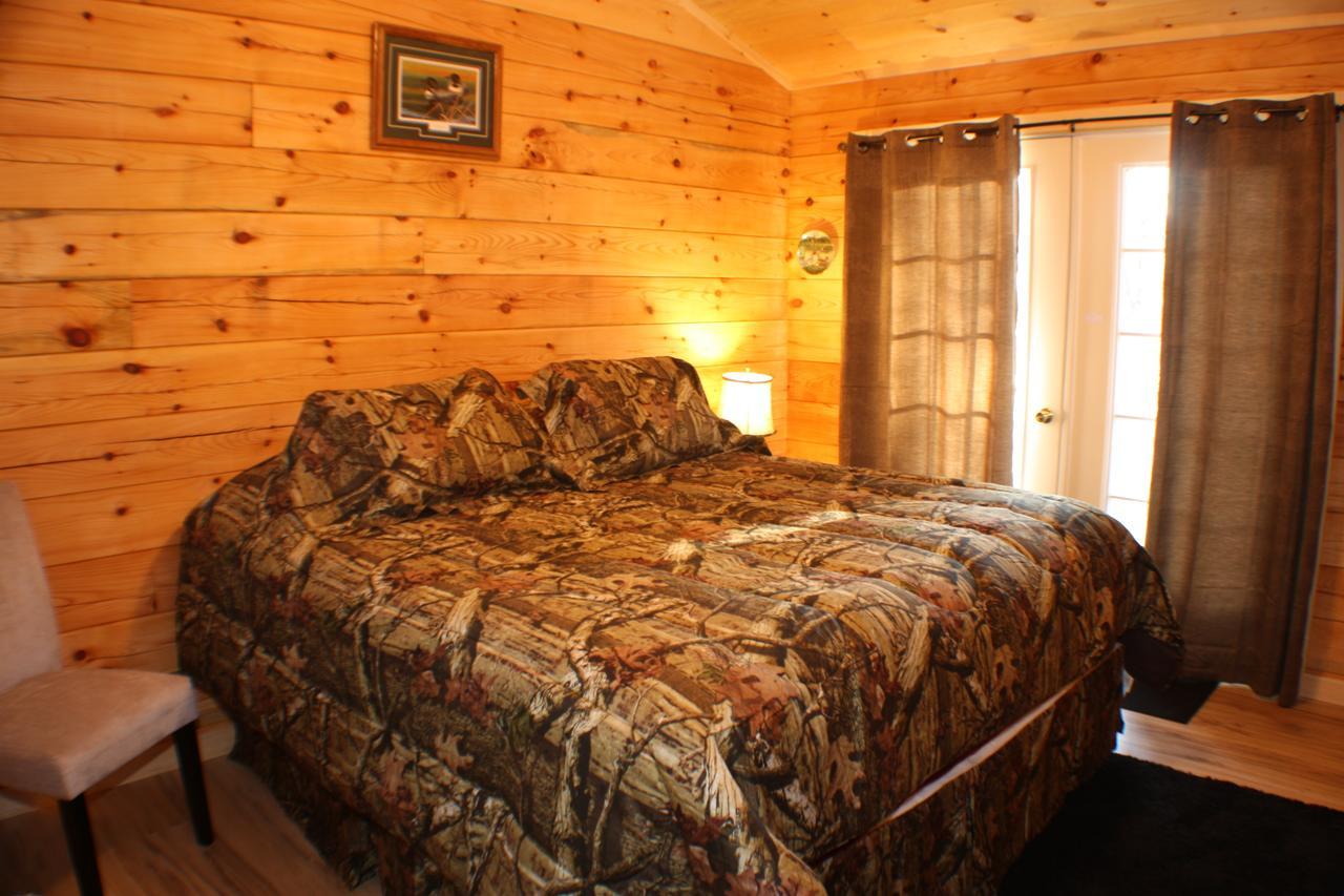 The Old Tioga Inn Bed And Breakfast Fairmount Springs 部屋 写真